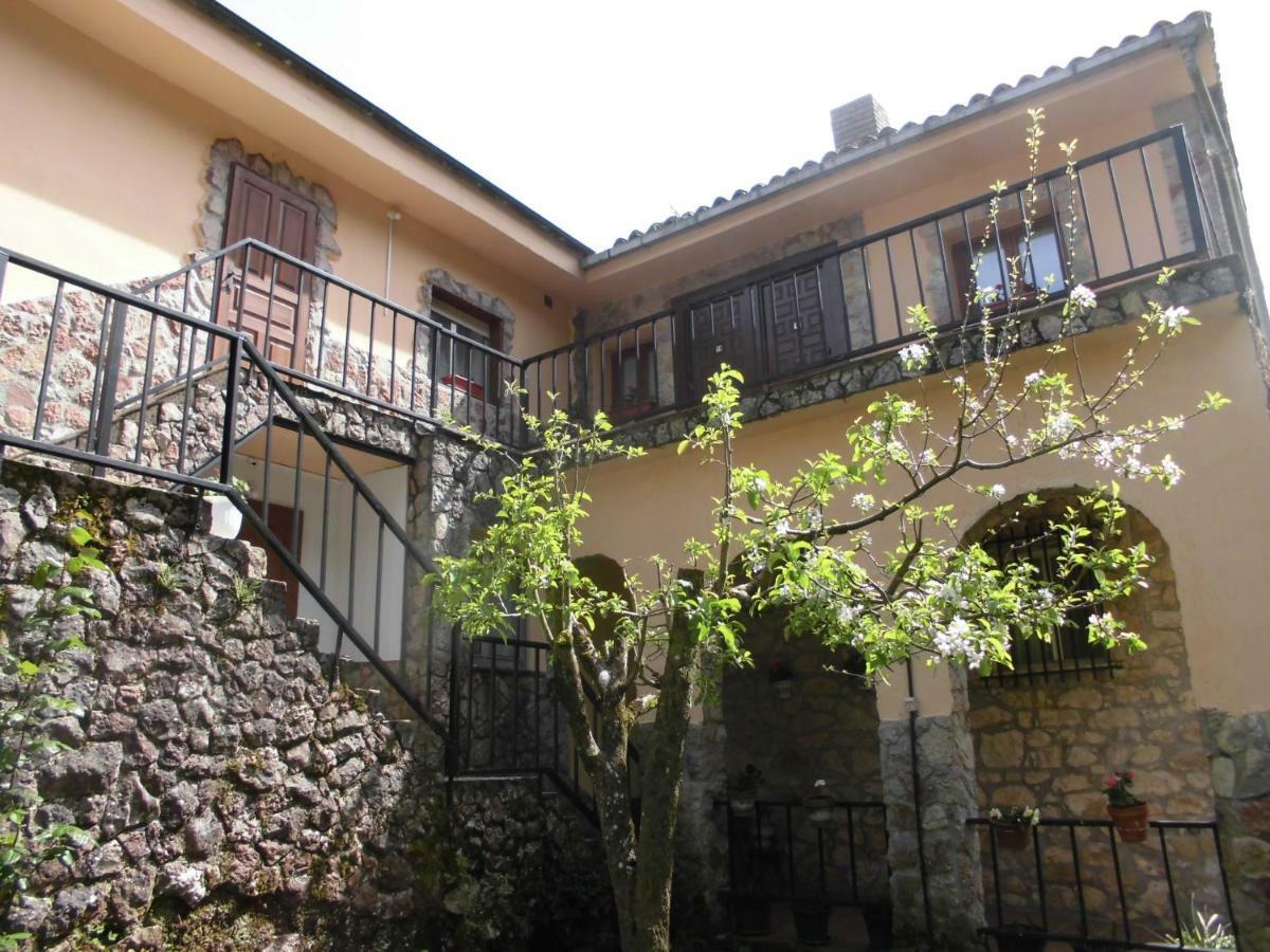El Molino Hotel Arenas De Cabrales Exterior foto